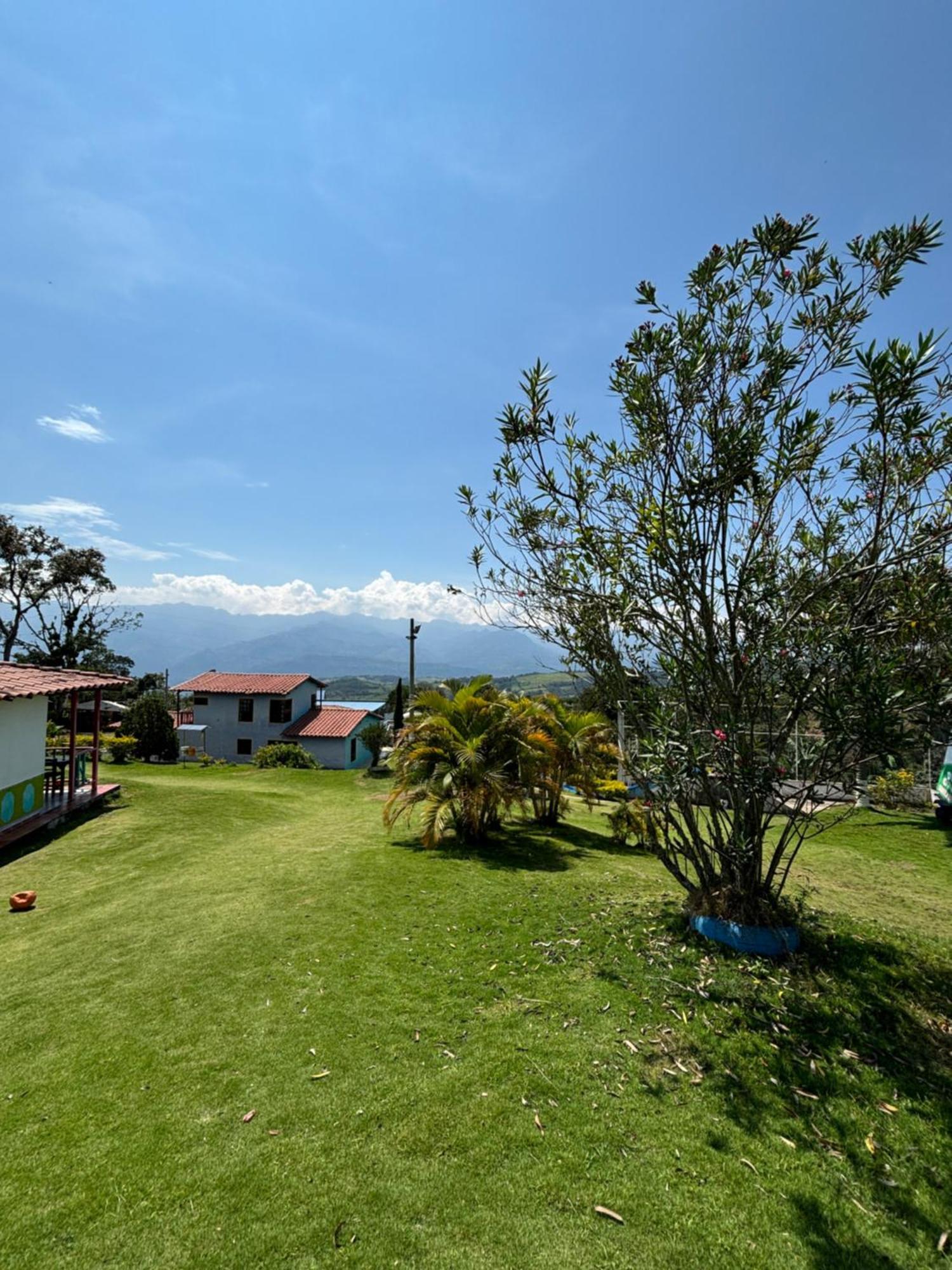 Finca Vacacional Guanani Сокорро Экстерьер фото
